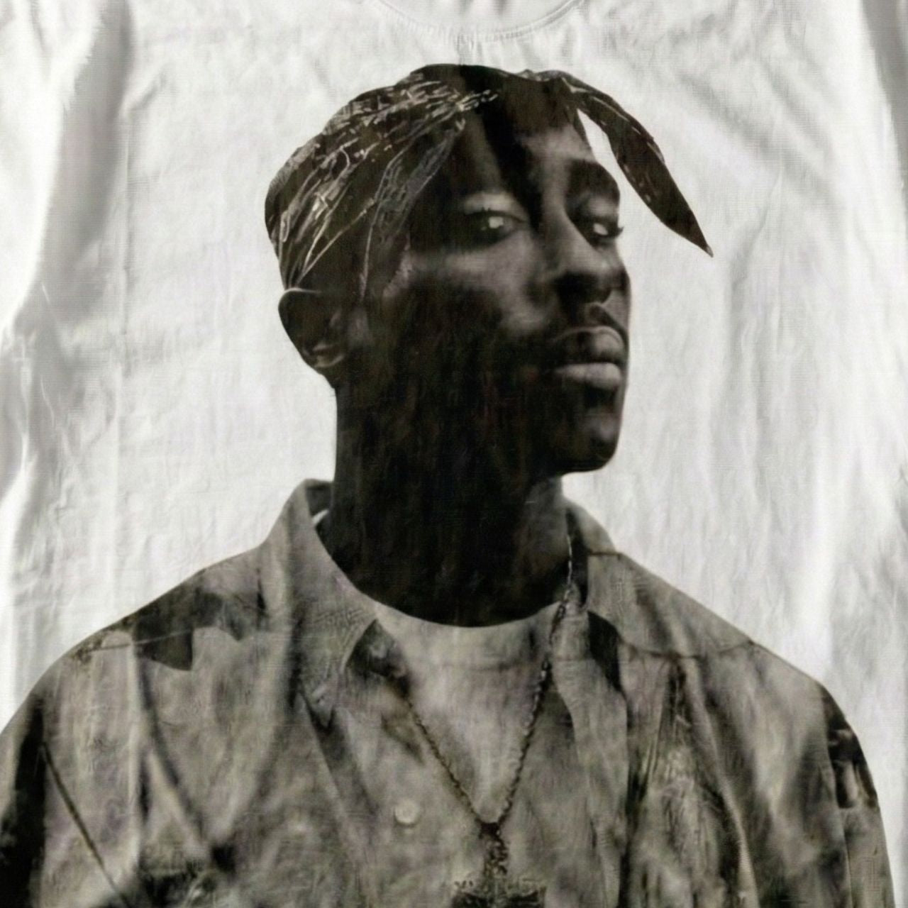 Tupac Vintage Graphic Tee - Y2K Streetwear